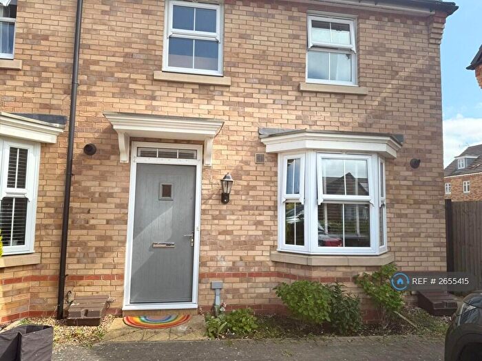3 Bedroom Semi-Detached House To Rent In Marcellus Way, Milton Keynes, MK11