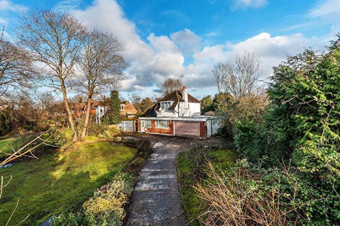 3 Bedroom Detached House For Sale In The Park, Great Bookham, KT23