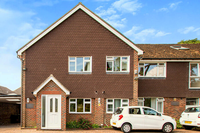 4 Bedroom Semi-Detached House To Rent In Pinelodge House, Somerfield Road, Maidstone, Kent, ME16