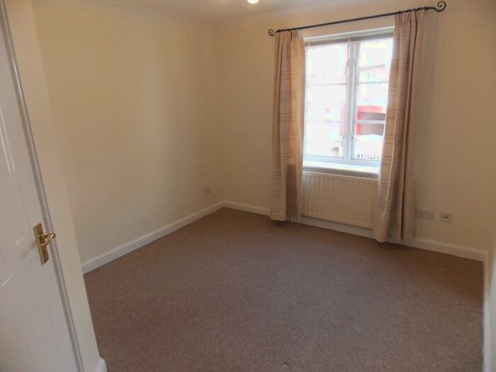2 Bedroom Apartment To Rent In Pooles Wharf Court, Bristol, BS8