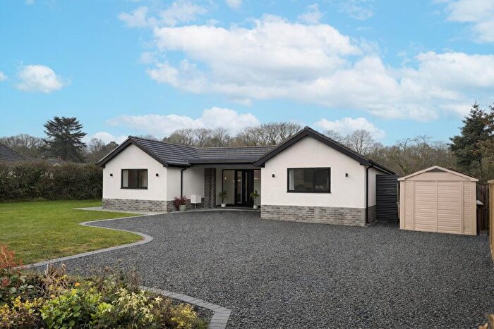 3 Bedroom Detached Bungalow For Sale In Kooyong Close, East Wellow, Romsey, SO51