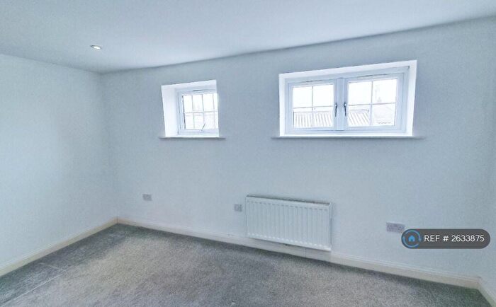 1 Bedroom Flat To Rent In Knighton Lane, Leicester, LE2