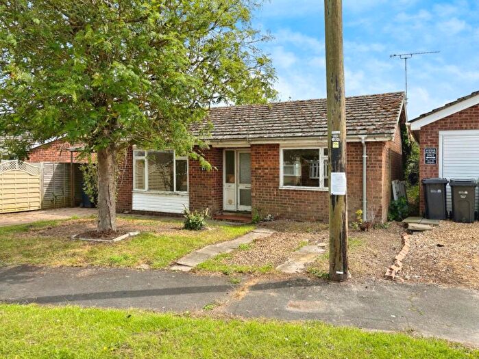 2 Bedroom Detached Bungalow For Sale In St. Nicholas Drive, Feltwell, IP26