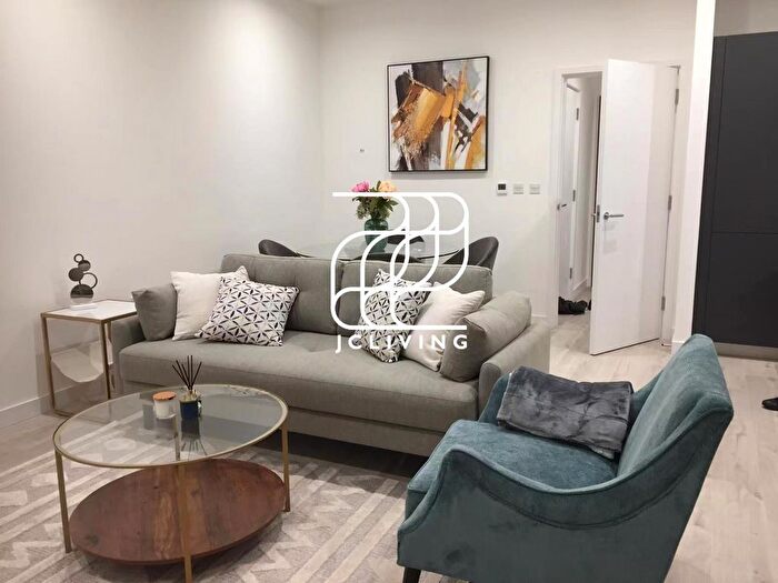 1 Bedroom Flat To Rent In Riverside Apartments, Woodberry Grove, London, N4