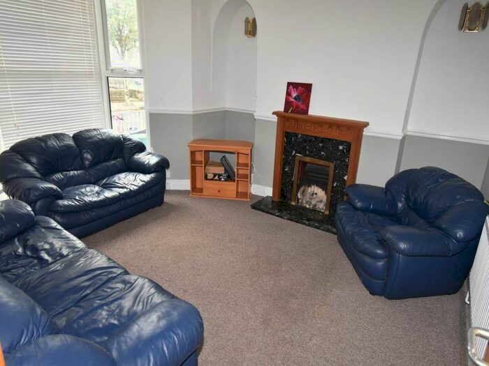 4 Bedroom Property To Rent In Aylesbury Road, Brynmill, Swansea, SA2