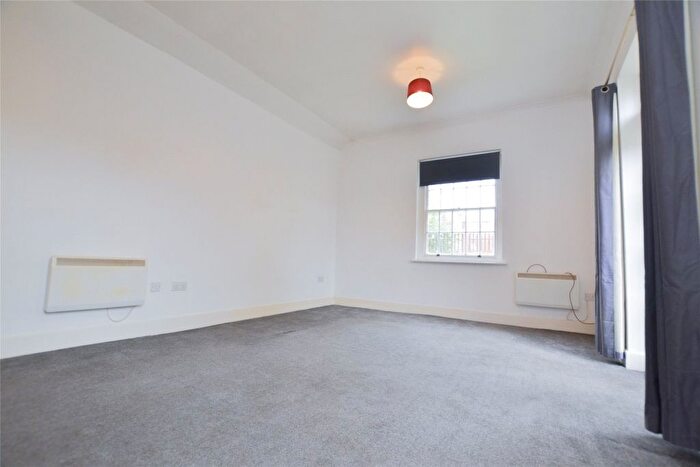 2 Bedroom Bungalow For Sale In The Crescent, Gloucester, Gloucestershire, GL1