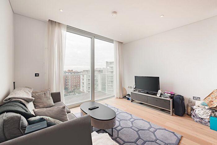 1 Bedroom Flat For Sale In Grand Tower, Upper Richmond Road, London, SW15