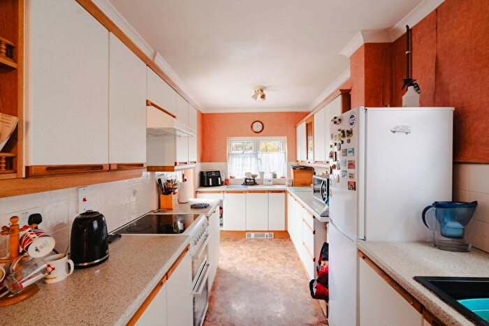 3 Bedroom Semi-detached House For Sale In Symington Road, Fishponds, BS16