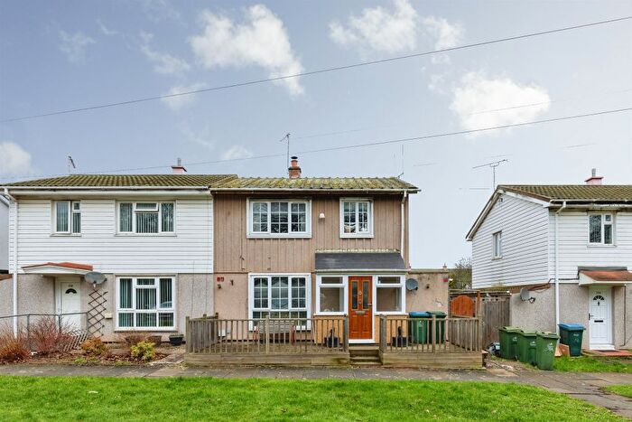 3 Bedroom Semi Detached House For Sale In Charter Avenue, Coventry, CV4