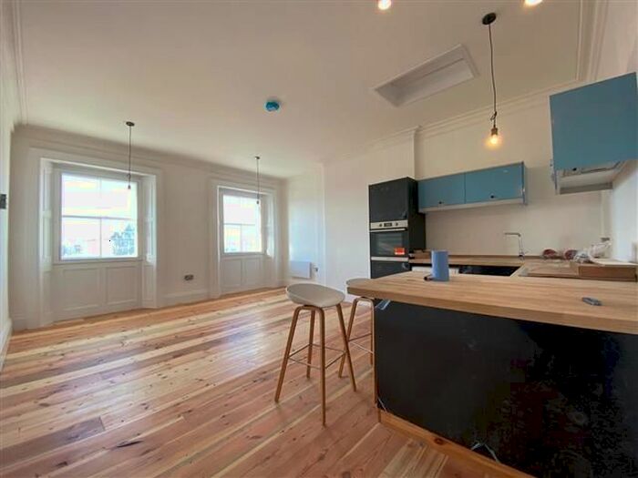 3 Bedroom Flat To Rent In Hall Quay, Great Yarmouth NR30