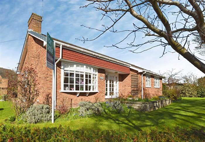 4 Bedroom Detached Bungalow For Sale In Chestnut Avenue, Hedon, HU12