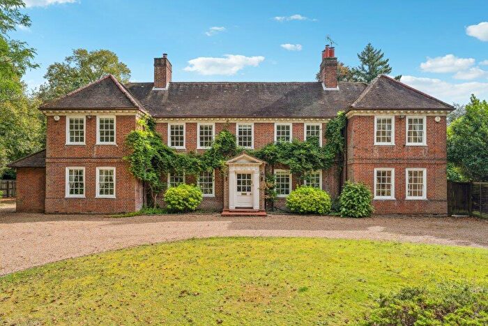 5 Bedroom Detached House To Rent In Penn Road, Beaconsfield, Buckinghamshire, HP9