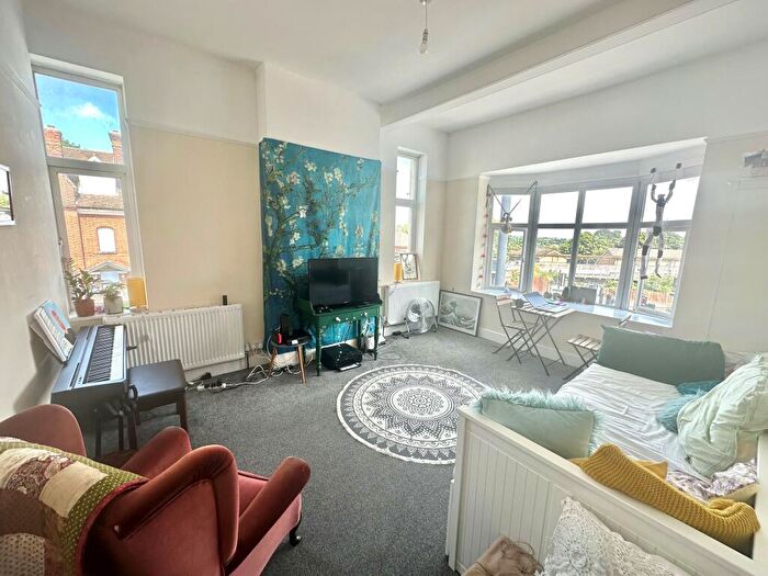 6 Bedroom House To Rent In Baring Road, SE12