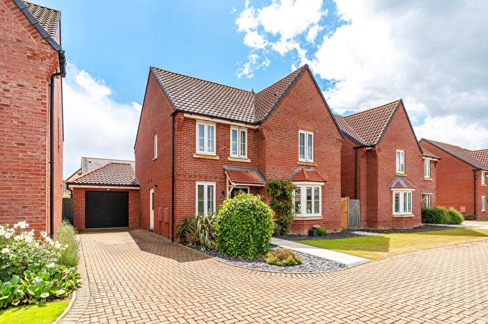 4 Bedroom Detached House For Sale In Broom Close, Horsford, NR10