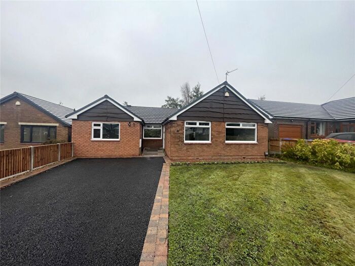 4 Bedroom Bungalow To Rent In Milbury Drive, Littleborough, Greater Manchester, OL15