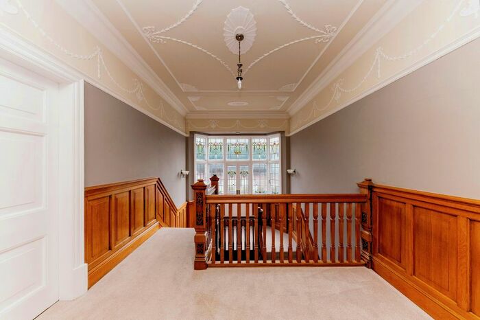 5 Bedroom Detached House For Sale In Park Drive, Grimsby, Lincolnshire, DN32