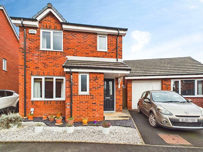 3 Bedroom Detached House For Sale In Bloomsbury Crescent, Bolton, BL1