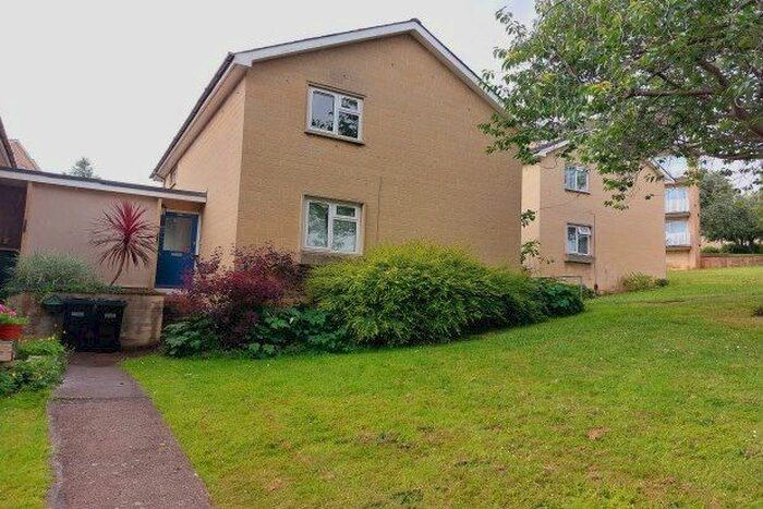 2 Bedroom Flat To Rent In Hazel Grove, Bath, BA2