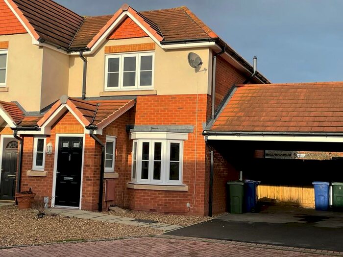 3 Bedroom Semi-Detached House To Rent In Crocus Avenue, Sheerness, Kent, ME12