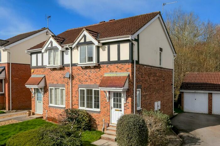 2 Bedroom Semi-Detached House To Rent In Bluebell Walk, Harrogate, HG3