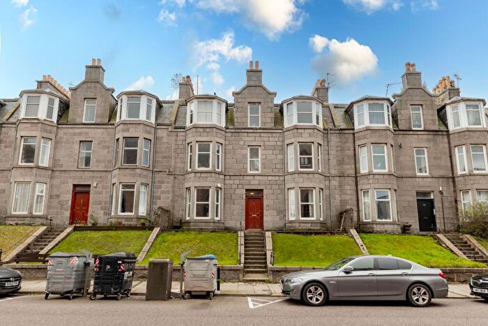 1 Bedroom Flat To Rent In Victoria Road, Torry, Aberdeen, AB11