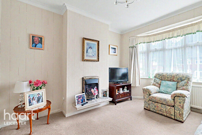 3 Bedroom Detached House For Sale In Lindfield Road, Leicester, LE3