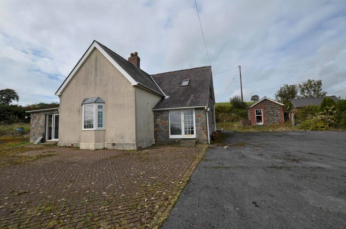 3 Bedroom Detached House For Sale In Talog, Carmarthen SA33