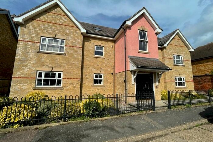 2 Bedroom Flat To Rent In Rose Lodge, Crown Street, Egham, Surrey, TW20