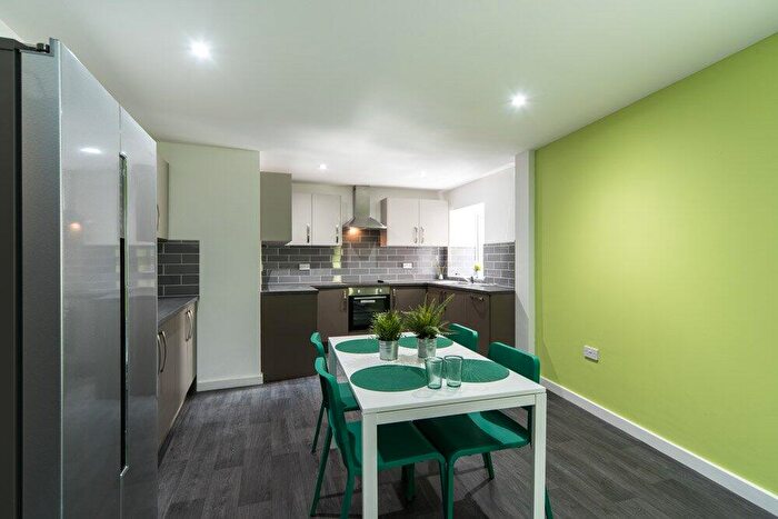 6 Bedroom Apartment To Rent In Stepney Lane, Newcastle Upon Tyne, NE1