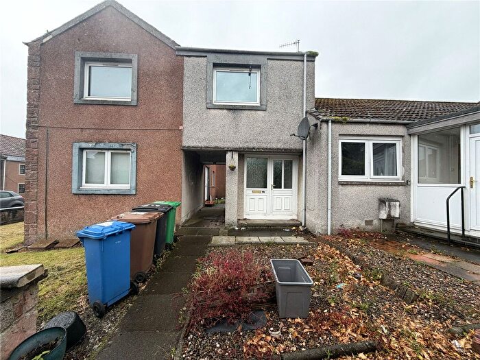 2 Bedroom Flat For Sale In High Street, Strathmiglo, Cupar, Fife, KY14