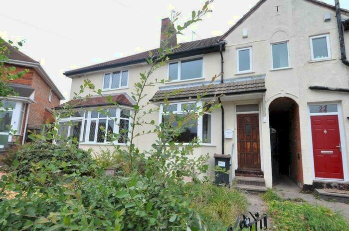 2 Bedroom House To Rent In Tealby Grove, Birmingham, B29