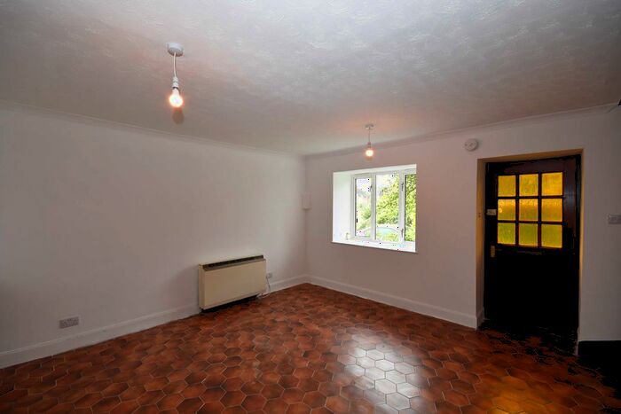 2 Bedroom Terraced House To Rent In Stables Cottages, Mains Of Croy, Croy, Inverness, Inverness-Shire, IV2