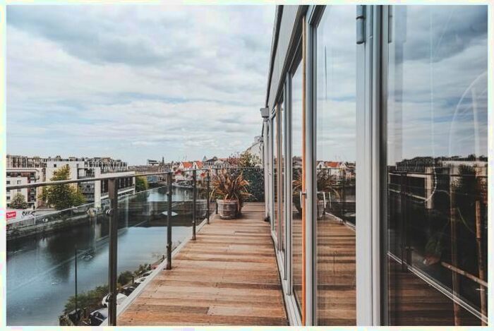 3 Bedroom Flat To Rent In Flat, Sheriff Brae, Edinburgh, EH6