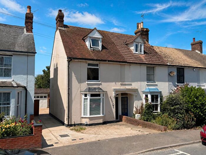4 Bedroom End Of Terrace House For Sale In Hunter Road, Willesborough, Ashford Kent, TN24