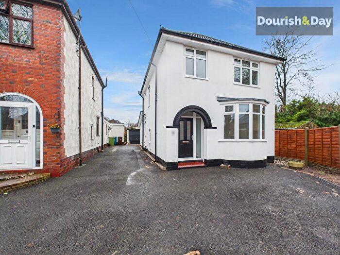 3 Bedroom Detached House For Sale In Eastlands Grove, Stafford, ST17