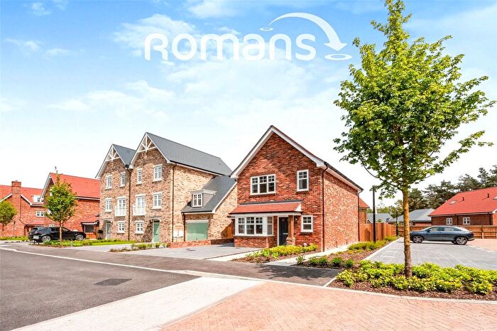 3 Bedroom Detached House To Rent In Sweet Chestnut Close, Fleet, GU51