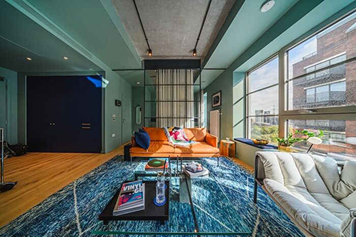 Apartment For Sale In Goodluck Hope Walk, Douglass Tower, E14