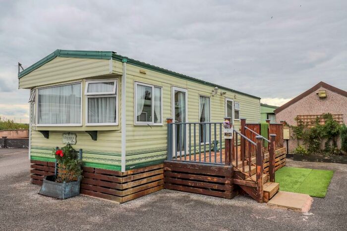 2 Bedroom Park Home To Rent In Hale Caravan Park, Hale Carr Lane, Heysham, Morecambe, LA3