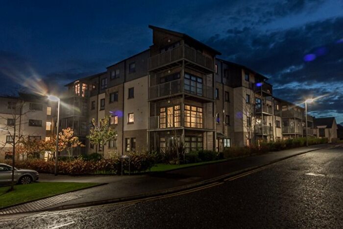 2 Bedroom Flat To Rent In Cordiner Avenue, Hilton, Aberdeen, AB24