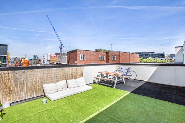 1 Bedroom Apartment To Rent In Manningtree Street, Aldgate, London, E1