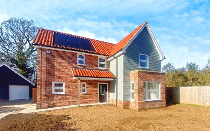 4 Bedroom Detached House For Sale In Otters Holt, Debenham, Stowmarket, Suffolk, IP14