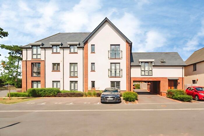 2 Bedroom Apartment To Rent In Mustoe Road- Frenchay, BS16