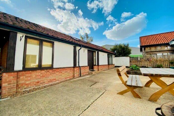 1 Bedroom Property To Rent In Ashwellthorpe Road, Norwich, NR16