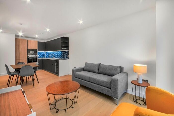 2 Bedroom Flat To Rent In Cremer Street, London, E2