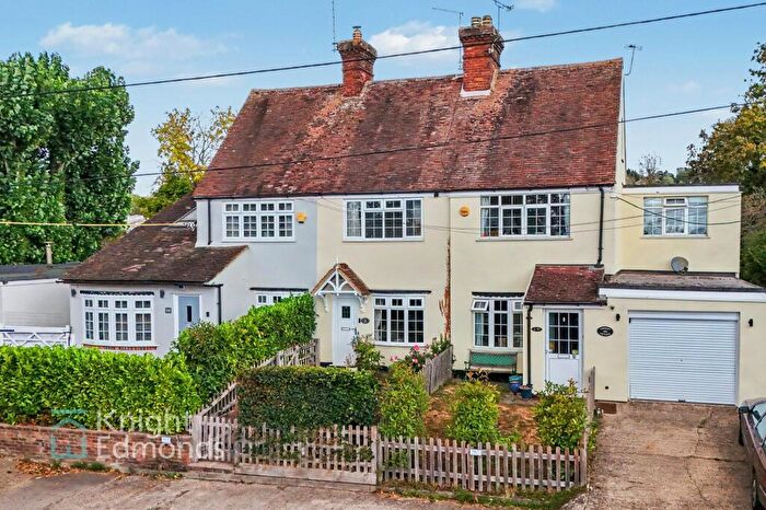 3 Bedroom Cottage For Sale In Forsham Lane, Sutton Valence, ME17