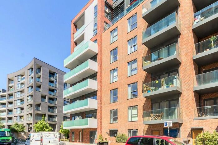 1 Bedroom Flat To Rent In Singapore Road, London, W13