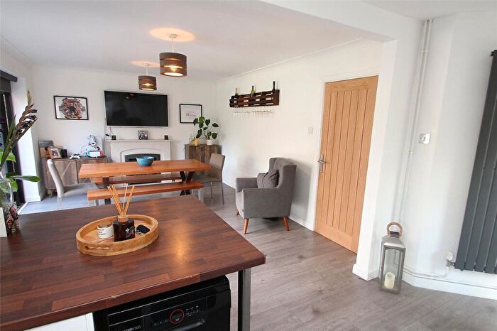 4 Bedroom Detached House For Sale In Stag Way, Fareham, Hampshire, PO15