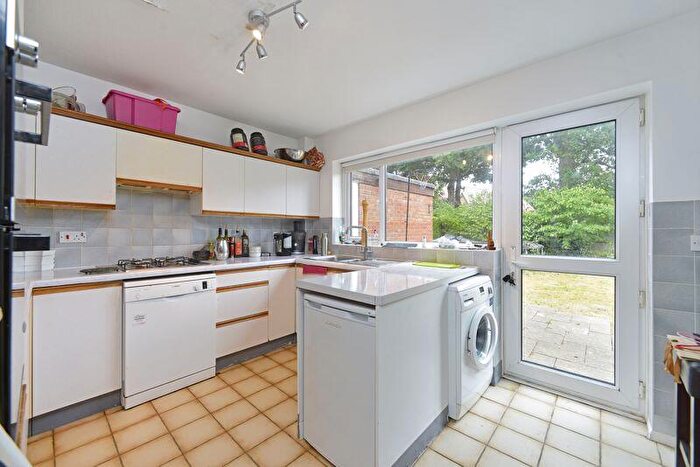 4 Bedroom Detached House For Sale In Napper Place, Cranleigh, GU6