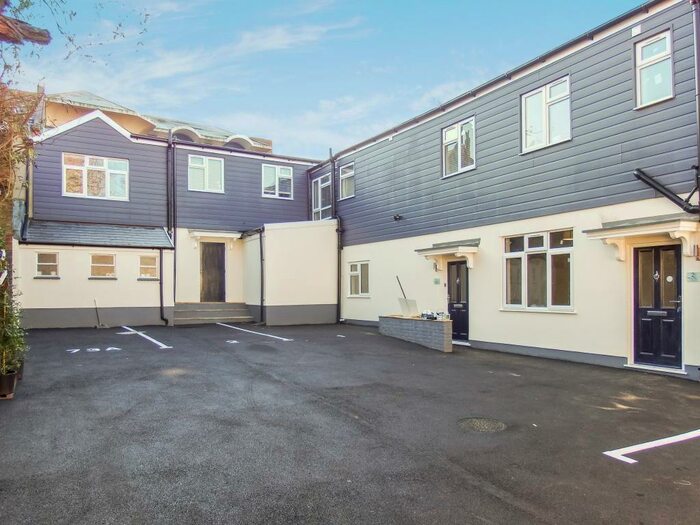 1 Bedroom Flat To Rent In Woking, GU21