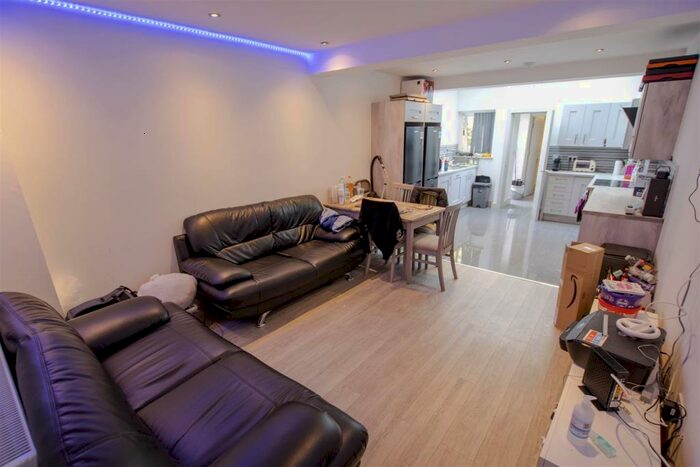 7 Bedroom House To Rent In Heeley Road, Birmingham, B29